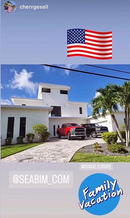 Family Vacation in Cape Coral - Florida - In the picture Villa Zeladace with a Dodge RAM 2500