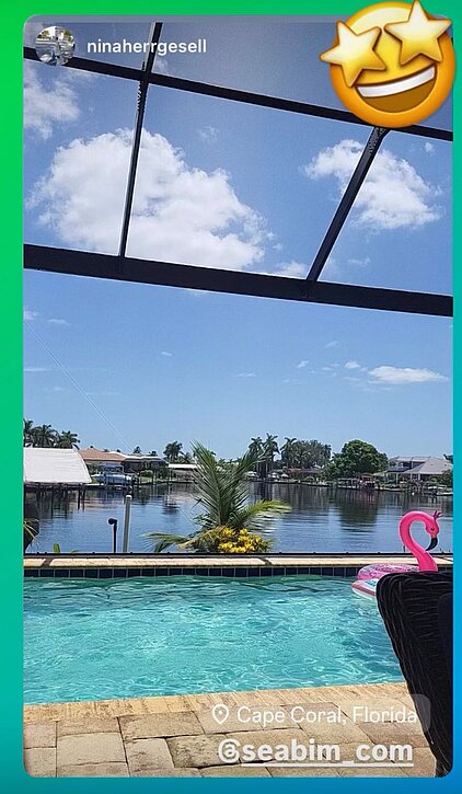 Private pool with stunning views