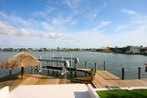 Boat Dock Lift Lake View / Seeblick vom Bootsdock