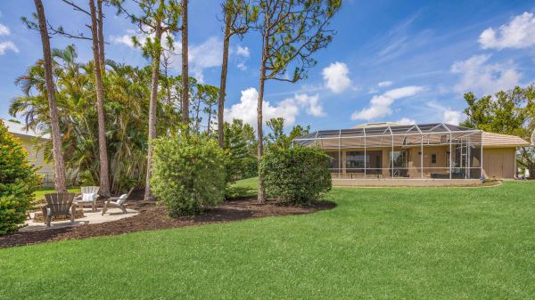 SOLD 2023: Lakefront home in Gated Community of Trafalgar Woods 32