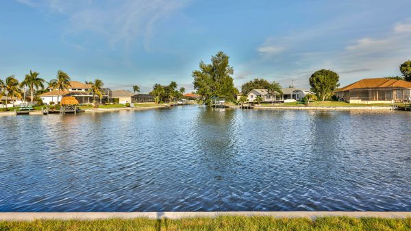 SOLD 2022: Intersecting Canal Water Views 2