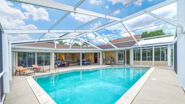 SOLD 2021: RIVER - Fast Gulf Access - Renovated 4
