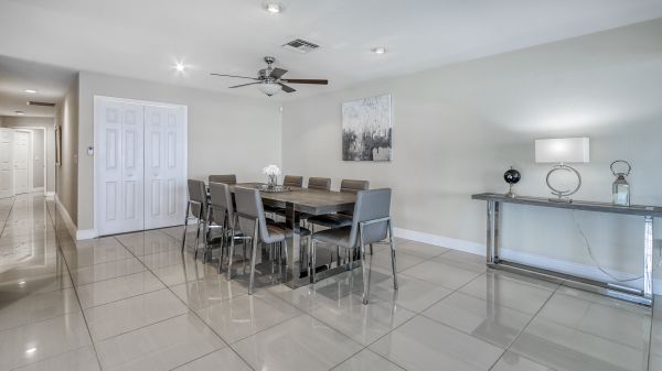 SOLD 2021: RIVER - Fast Gulf Access - Renovated 23