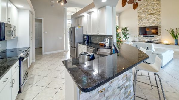 SOLD 2021: 2005 Gulf Access Home 12