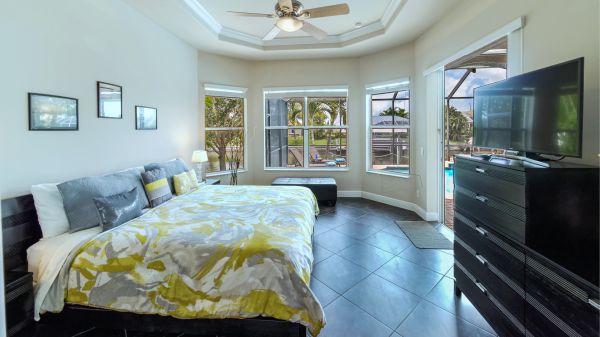 SOLD 2021: 2005 Gulf Access Home 18