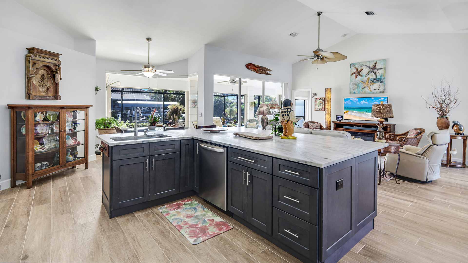 PENDING | Direct Sailboat Access Pool Home 12