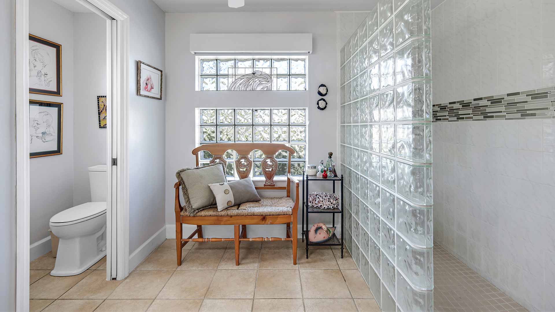 PENDING | Direct Sailboat Access Pool Home 17