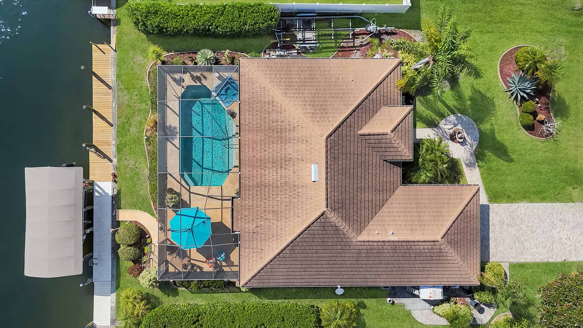 PENDING | Direct Sailboat Access Pool Home 32
