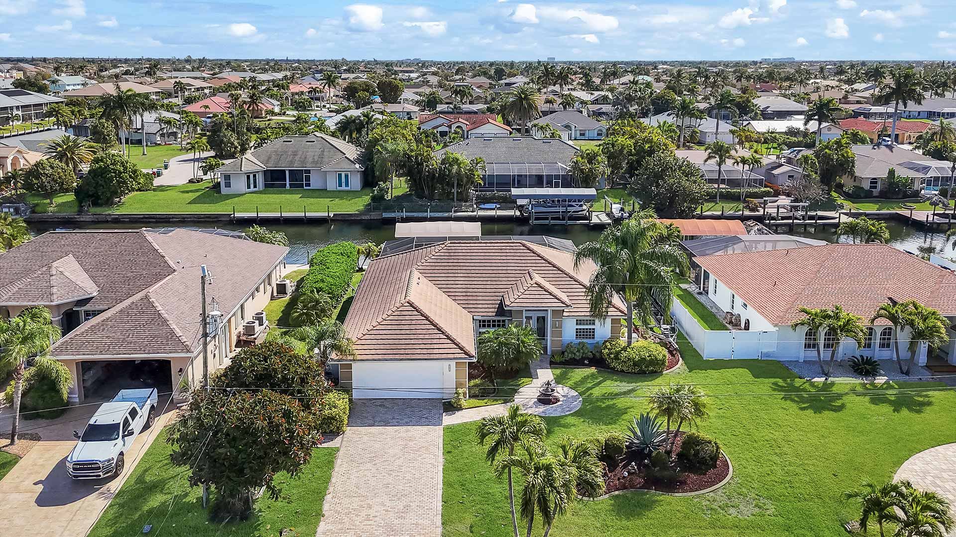 PENDING | Direct Sailboat Access Pool Home 33