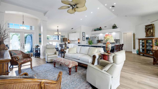 PENDING | Direct Sailboat Access Pool Home 5