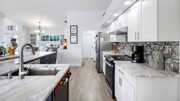 PENDING | Direct Sailboat Access Pool Home 14