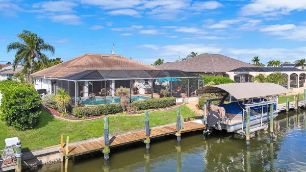 PENDING | Direct Sailboat Access Pool Home 28