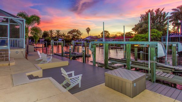 3 Minutes to River --- Balcony with River View 19