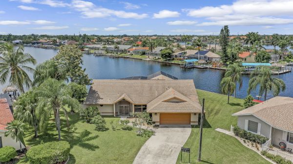 SOLD 2021: Eight Lakes Corner Lot 10