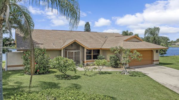 SOLD 2021: Eight Lakes Corner Lot 11