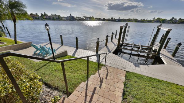 SOLD 2021 | Eight Lakes - Western Rear Exposure 9