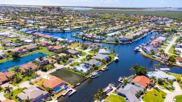 SOLD: Lot with Fast Gulf Access - Western Rear Exposure 4