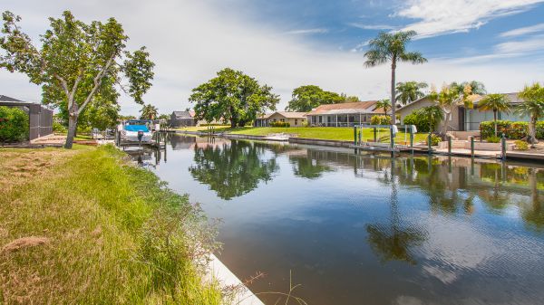 VERKAUFT 2020: Segelboot Meerzugang - Neue Seawall 4