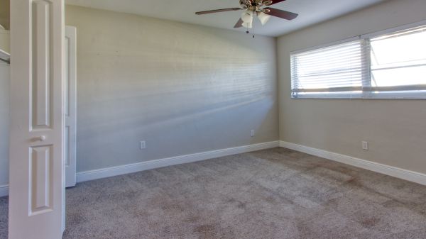 SOLD 2021: Quick Sailboat Access - Pool 26