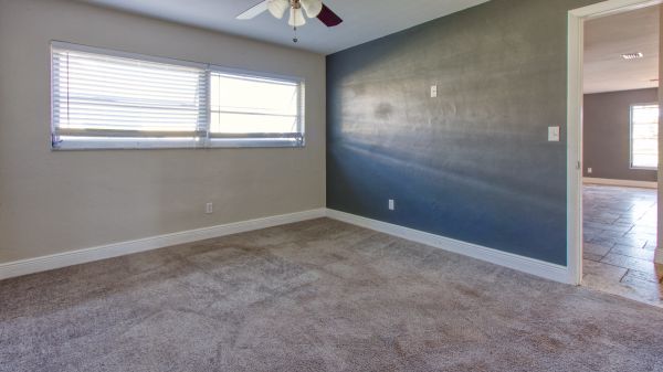 SOLD 2021: Quick Sailboat Access - Pool 27