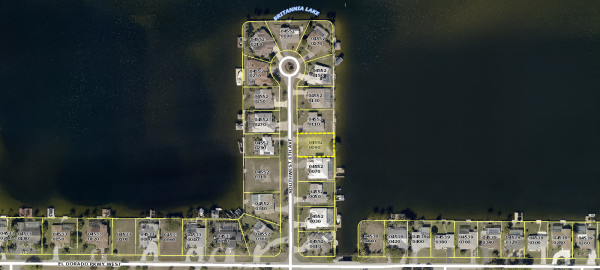 VERKAUFT 2020: Grundstück, Eight Lakes, Cape Coral 2