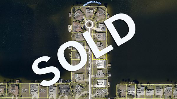 VERKAUFT 2020: Grundstück, Eight Lakes, Cape Coral 1