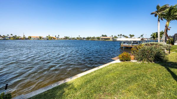 SOLD | Eight Lakes - Great Opportunity 6