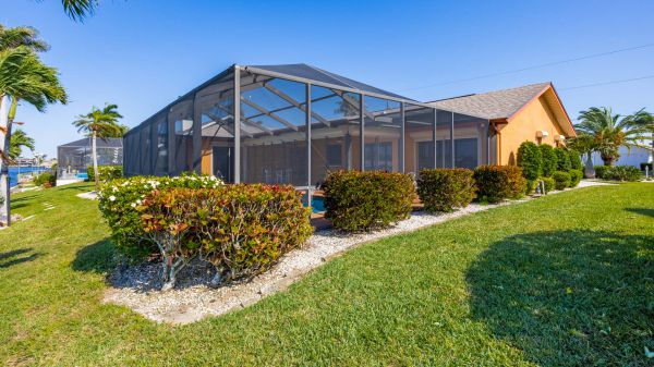 SOLD | Eight Lakes - Great Opportunity 11