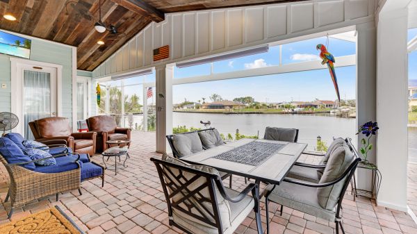 APRICACIUM - Key West Style Villa 6
