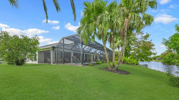 ASCOT - Rose Garden at Tarpon Point - remodeled in 2023 33