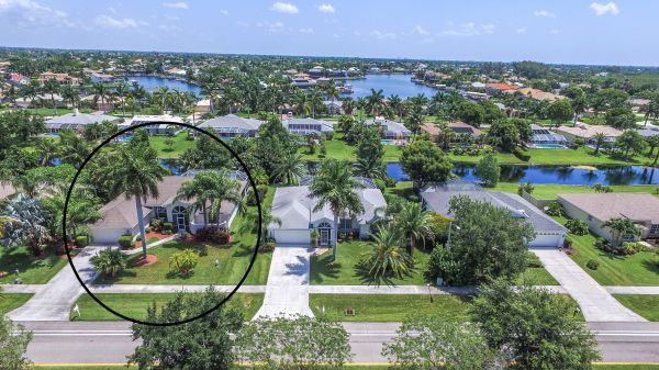 VERKAUFT 2019: Rose Garden Ferienvilla, Cape Coral 5