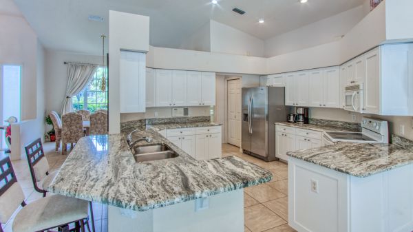 VERKAUFT 2019: Rose Garden Ferienvilla, Cape Coral 13