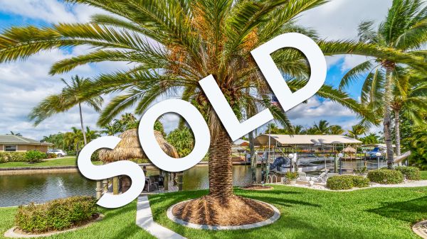 SOLD 2022: Sailboat - 105' of Waterfront 1