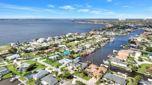 BOEYARO - Yacht Club Area 3