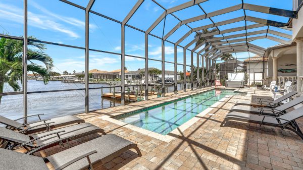 BOEYARO - Yacht Club Area 7