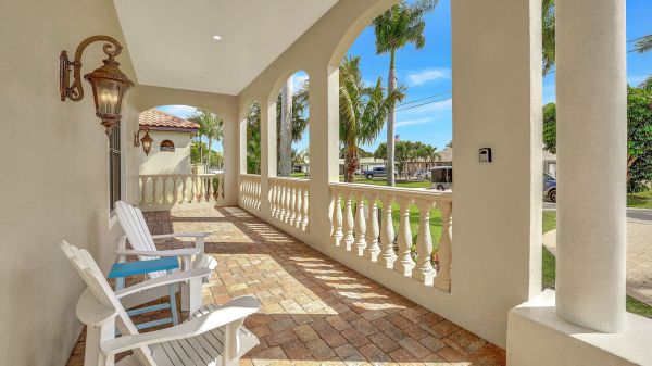 BOEYARO - Yacht Club Area 20