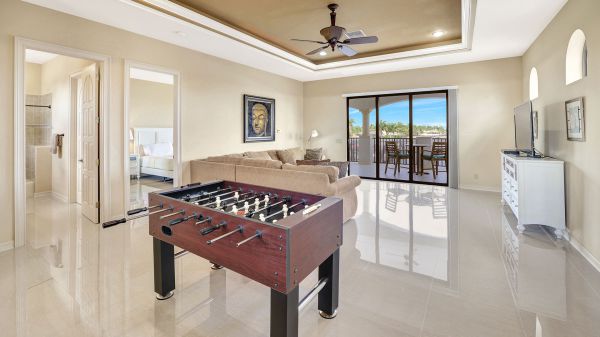 BOEYARO - Yacht Club Area 34