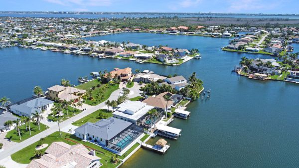 CLAURIPEL - New Construction 2025 - Eight Lakes 36