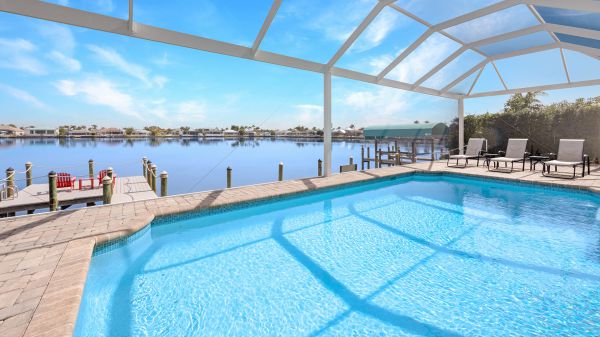 SOLD 2024: Outstanding Eight Lakes Home 6