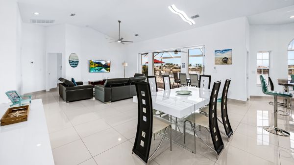 SOLD 2024: Outstanding Eight Lakes Home 14
