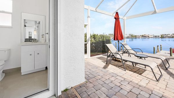 SOLD 2024: Outstanding Eight Lakes Home 28