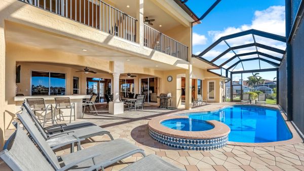 Eight Lakes two-story Home 2