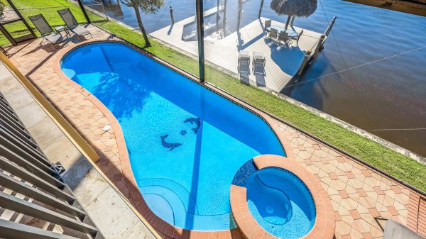 Eight Lakes two-story Home 5
