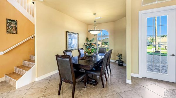 Eight Lakes two-story Home 21