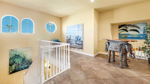 Eight Lakes two-story Home 23