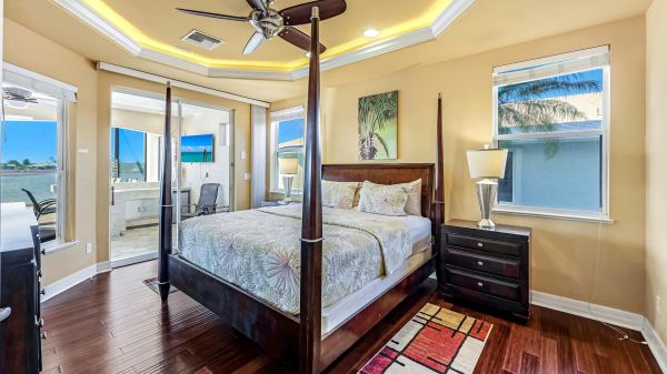 Eight Lakes two-story Home 27
