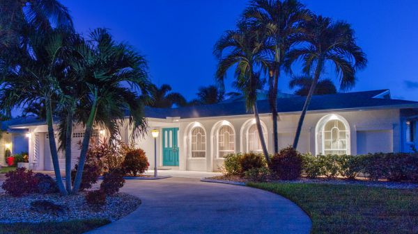 SOLD 2020: Riverfront - South Facing 3