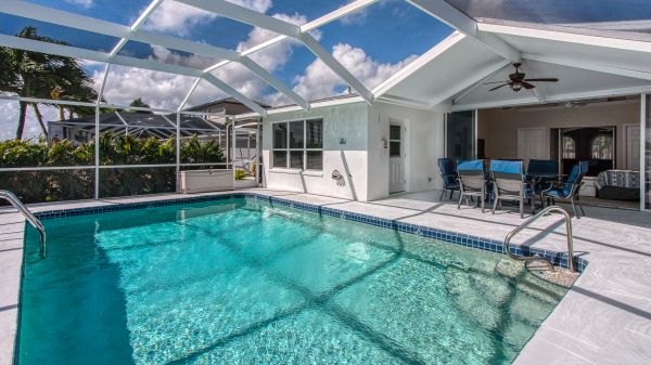 SOLD 2020: Riverfront - South Facing 8