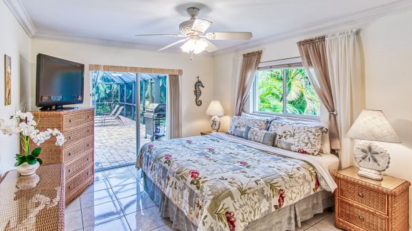 MEDITERRANEA - Cape Harbour Area - Walk to shopping 13