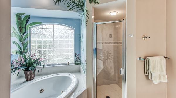 MEDITERRANEA - Cape Harbour Area - Walk to shopping 15